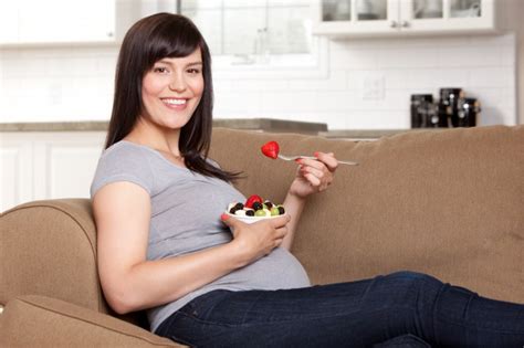 孕七个月容易饿正常吗