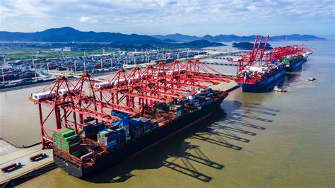 宁波舟山港集装箱吞吐量已超2000万标箱