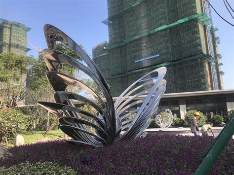 安庆不锈钢创意景观园林雕塑