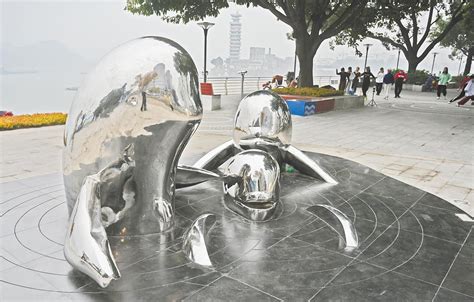 宜昌玻璃钢雕塑广场