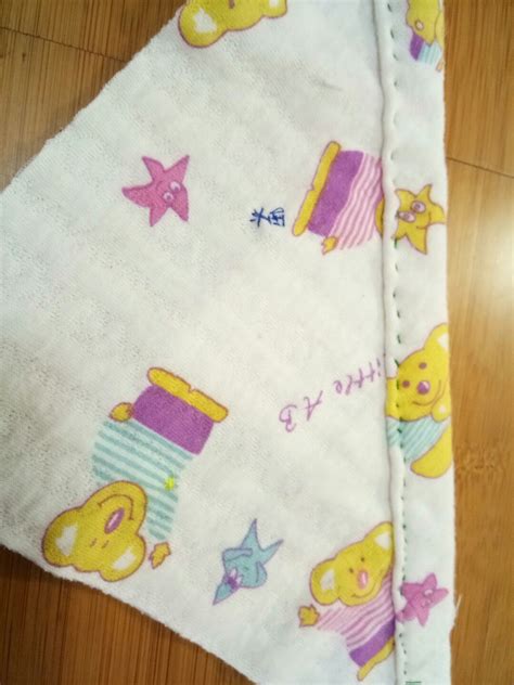 宝宝口水巾制作方法