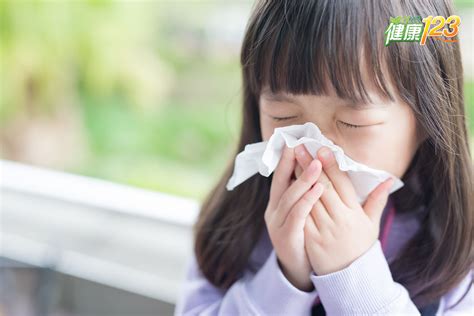 宝宝感冒流鼻涕会引起发烧吗