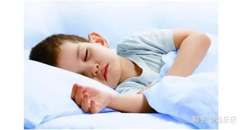 小孩做梦尿床是因为什么