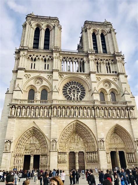 巴黎圣母院的建筑特色