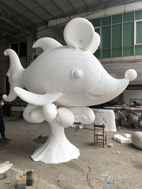 广东动物创意雕塑厂家