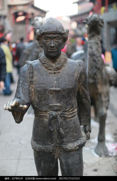 广东铜人雕塑供应