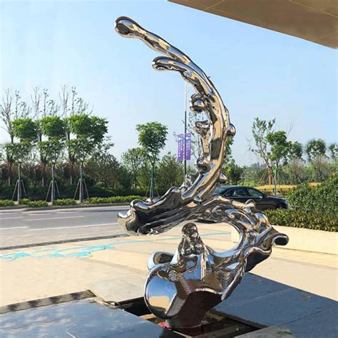 广州不锈钢雕塑批发价格
