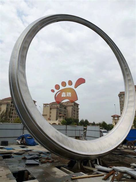 广州从化不锈钢圆环雕塑