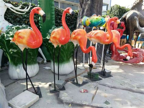 广州火烈鸟玻璃钢雕塑公司