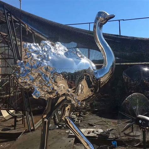 广州玻璃钢鸵鸟雕塑