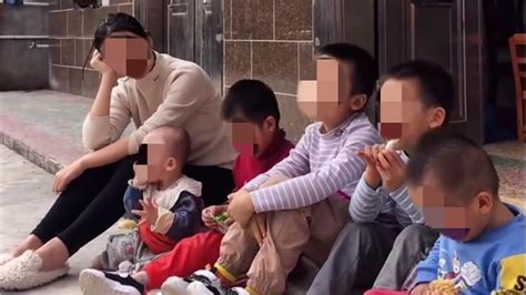 广西42岁女子连生16个小孩