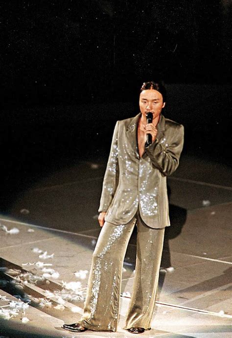 张国荣演唱会2002