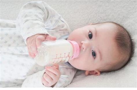 新生儿可以频繁换奶粉吗