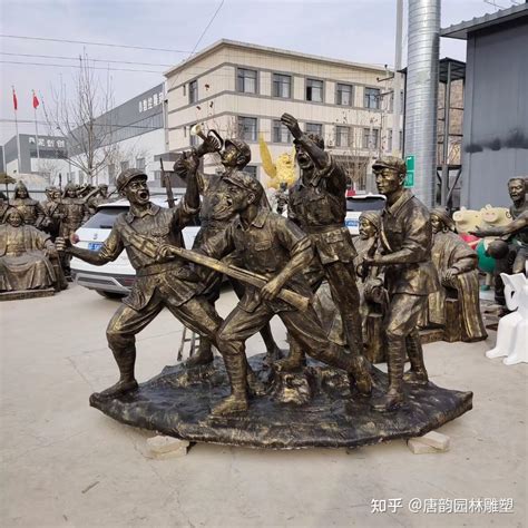 新疆玻璃钢红军雕塑