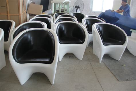 晋城玻璃钢道具休闲椅价格