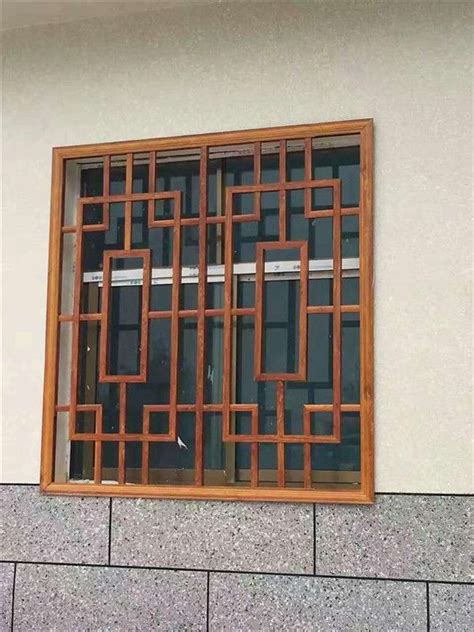 晋城铝合金仿古门窗上门安装