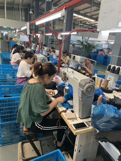 晋江五里工业区鞋厂工资高吗