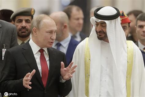 普京出访阿联酋与沙特欢迎仪式