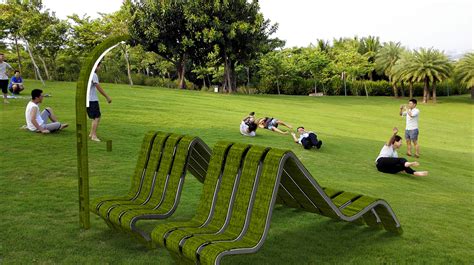 有设计性的公园椅子
