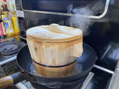 木桶蒸饭怎么做