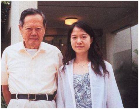 杨振宁和他老婆多少年了