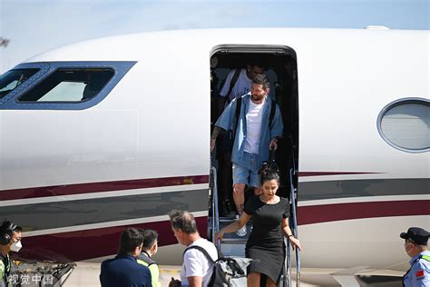 梅西的私人飞机抵达阿根廷