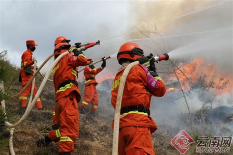 森林消防的灭火装备操作