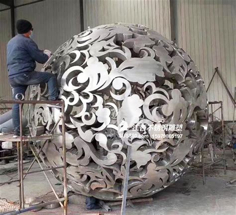 江西不锈钢镂空雕塑生产厂家