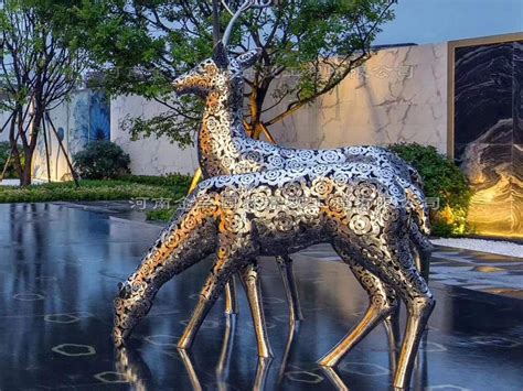 河南不锈钢雕塑镂空动物雕塑