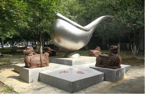 河南校园铜雕塑