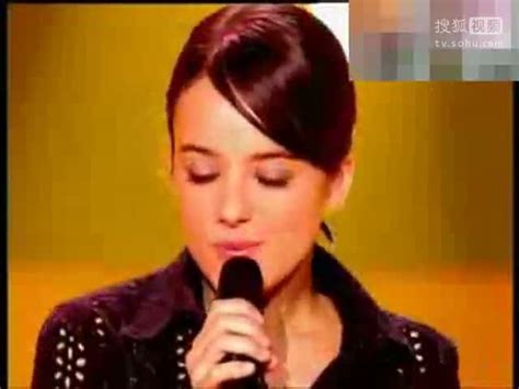 法国女歌手alizee现场版