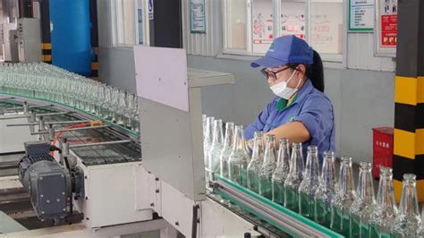 泰安玻璃制瓶厂