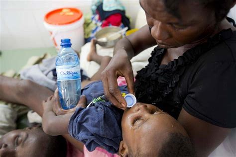 海地出现霍乱病例已致8人死亡小孩子大便干拉不出来
