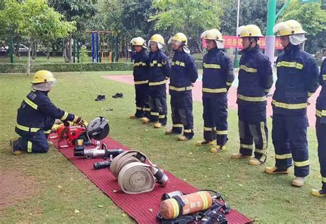 消防队器材装备操作训练