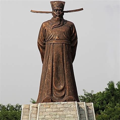 湖南人物铸铜雕塑厂家批发