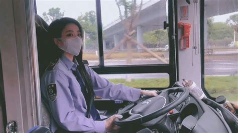 珠海最美公交女司机