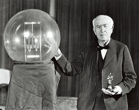 白炽灯泡是谁发明的
