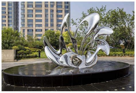 福州公园玻璃钢雕塑