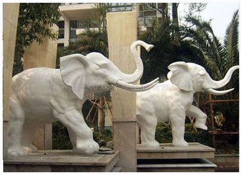 福建玻璃钢大象雕塑图片