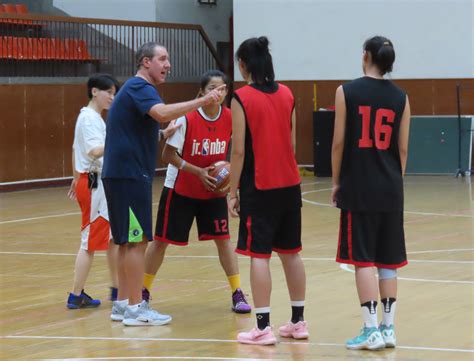 篮球教学和培训