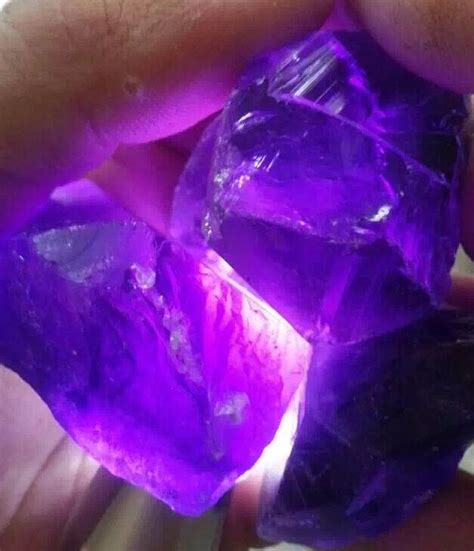 紫水晶是不是越紫越好