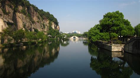 绍兴东湖是哪个区