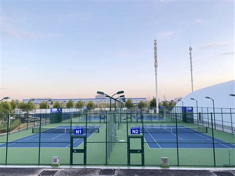 网球中心网带安装