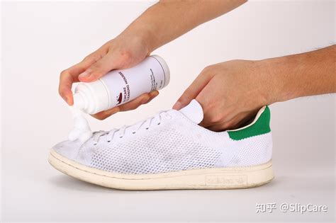 网球鞋用什么洗才能洗干净