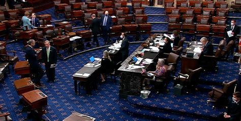 美国参议院将签署援助乌克兰法案
