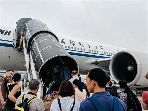 美国禁止中国航班入境的原因