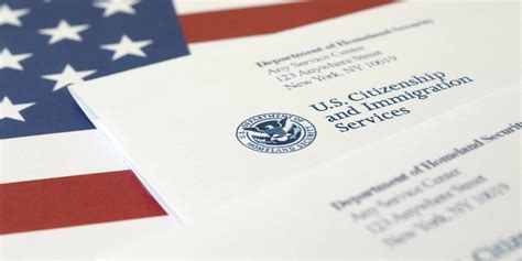 美国移民局延期申请要交多少钱