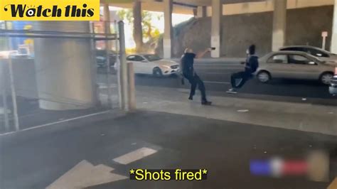 美国警察对司机开枪视频