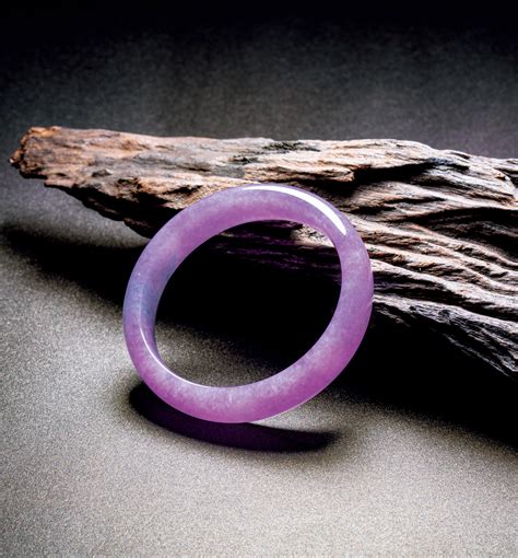 翡翠 原石 紫色