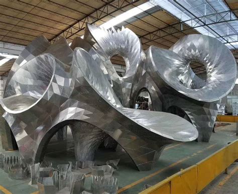 芜湖白钢雕塑厂家